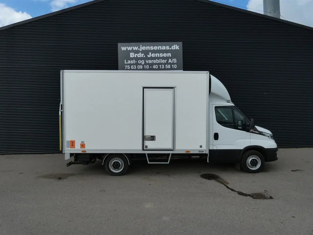 Billede 4 - Iveco Daily 35S16 2,3 D Alu.kasse m./lift Hi-Matic 156HK Van Aut.