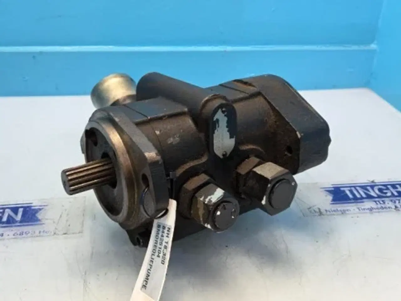 Billede 16 - New Holland T8.320  Smøreoliepumpe 84425104