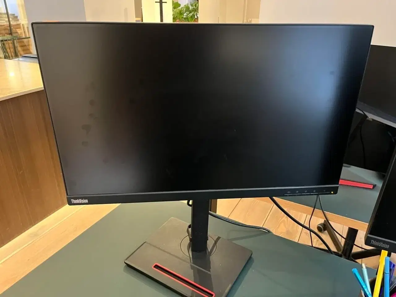 Billede 4 - 2 Computerkærme, LENOVO + Keyboard