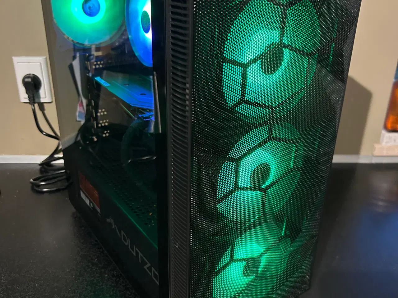 Billede 3 - ⚡ Gaming-PC med RTX 2060 & i5-9600 – Klar til eSpo