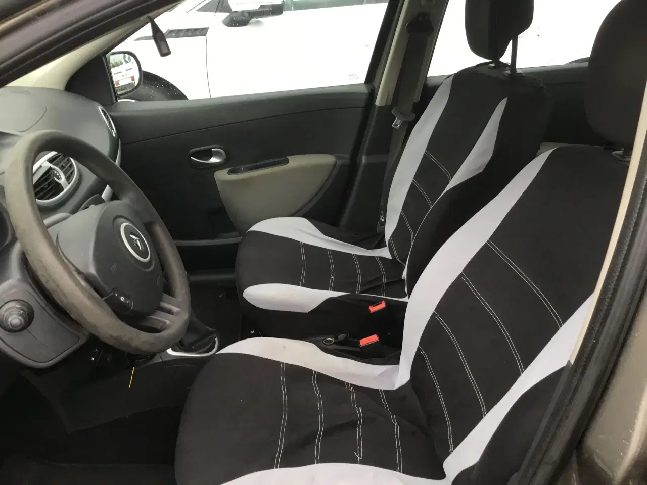 Billede 5 - Renault clio 1.5 dci synet 1/2025 træk 1200