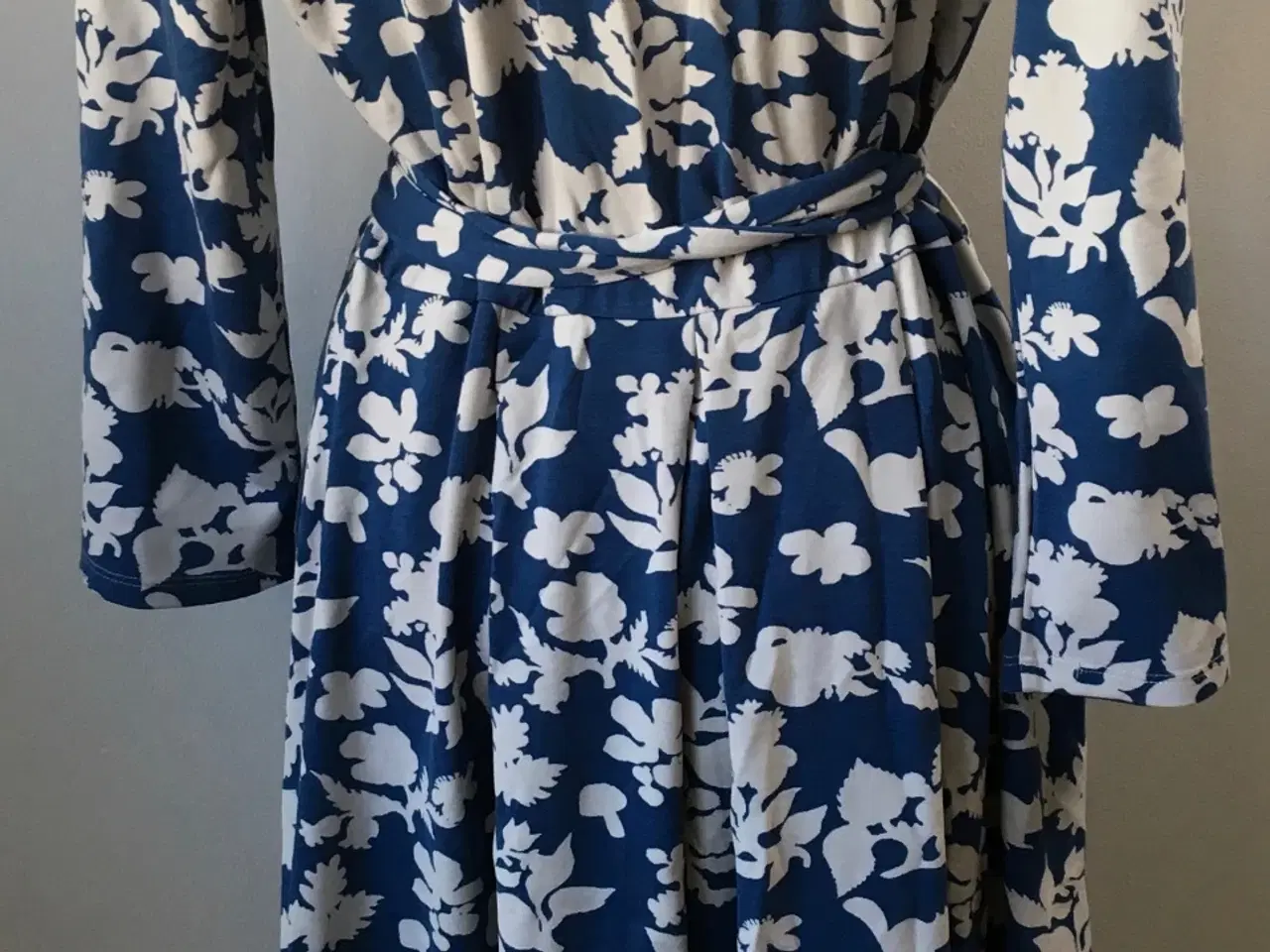 Billede 5 - Max Mara Weekend, slå-om kjole, str XL