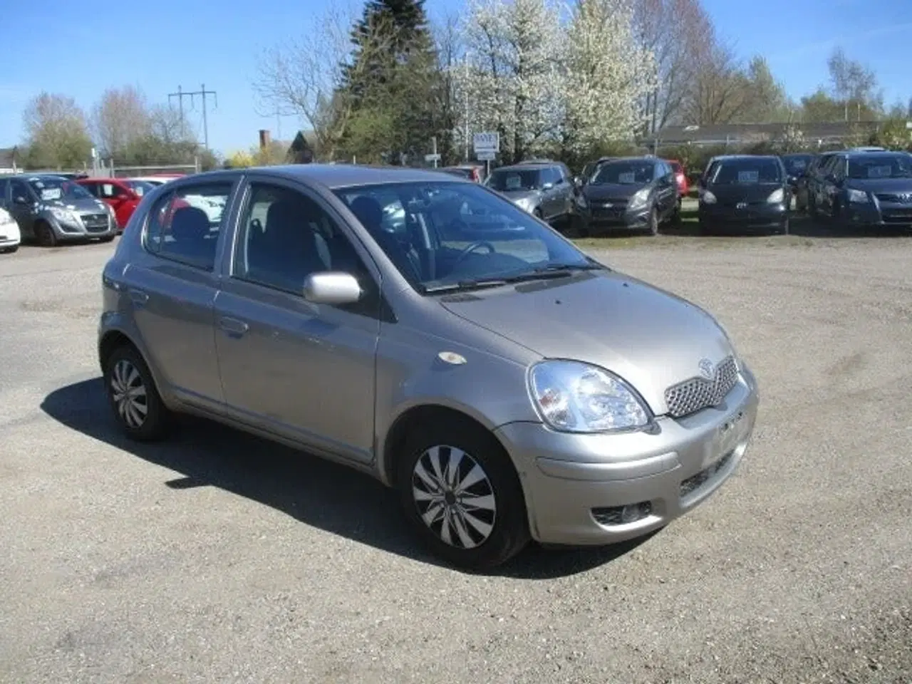 Billede 3 - Toyota Yaris 1,3 Luna