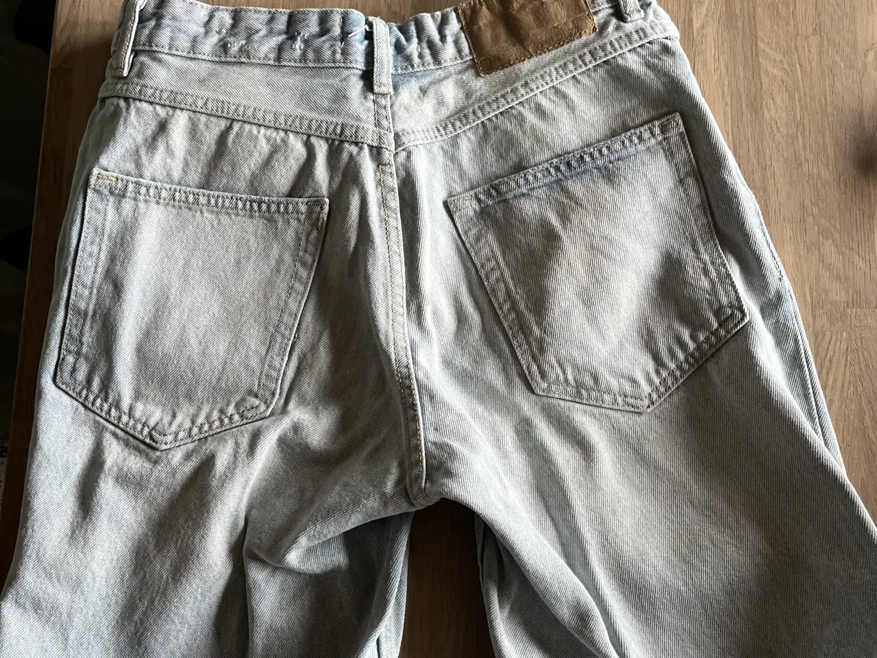 Billede 7 - Denim shorts str. 152