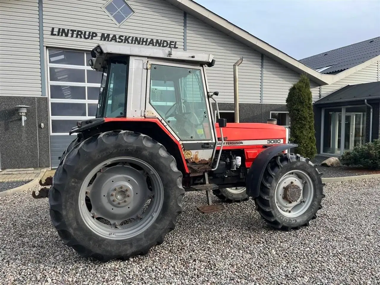 Billede 12 - Massey Ferguson 3080 6cyl traktor med 4wd til små penge.