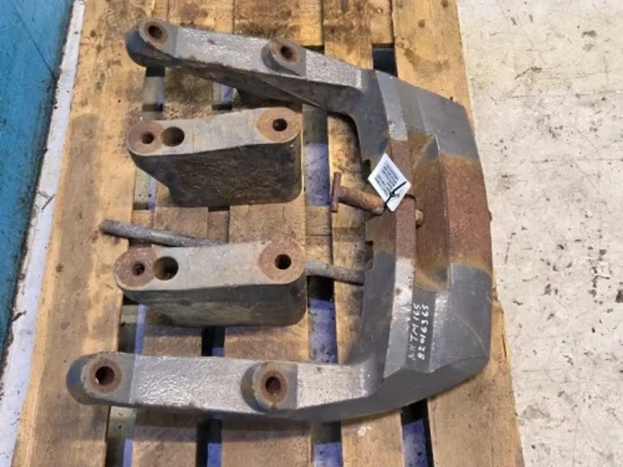 Billede 13 - New Holland TM 165 Vægtklods Sæt 82016365