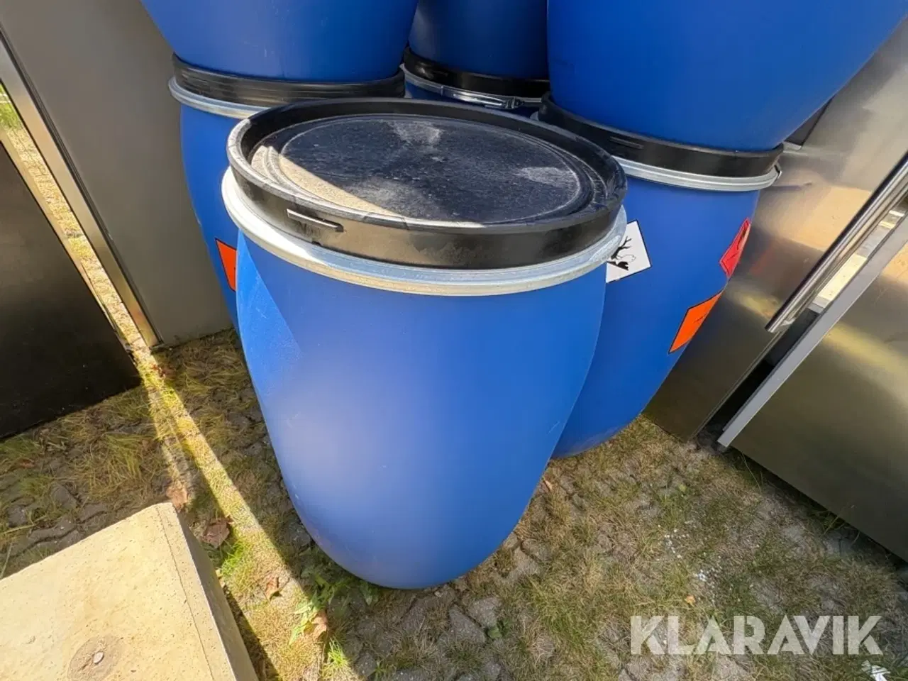 Billede 4 - Plasttønder Schütz 200 liter - 7 styk