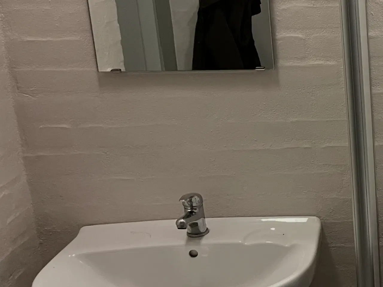 Billede 1 - IFÖ håndvask inkl. blandingsbatteri