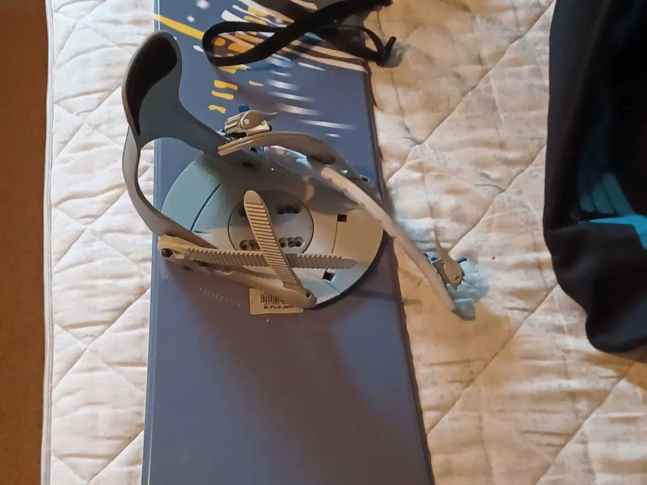 Billede 5 - Snowboard med pose.