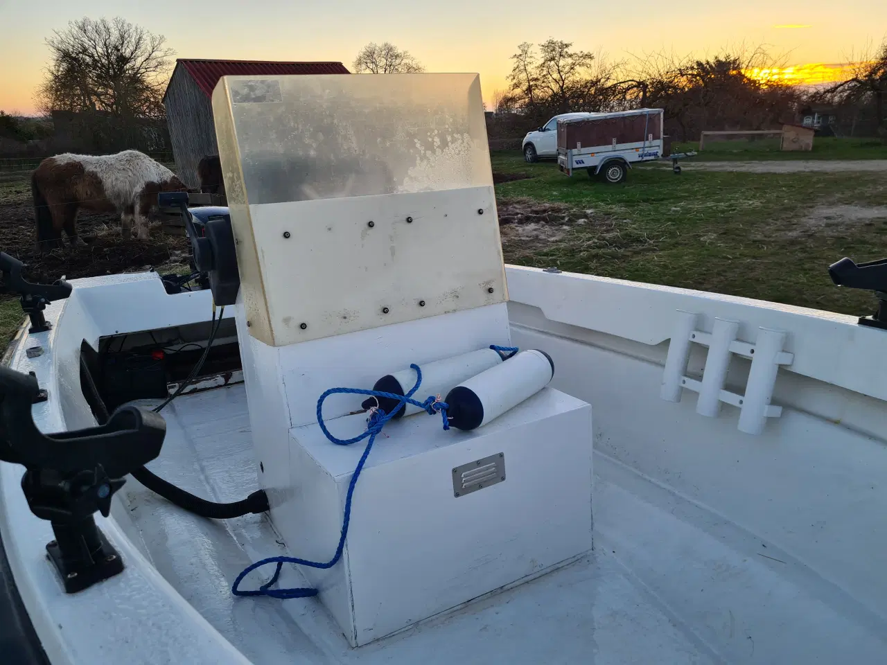 Billede 9 - Styrepultbåd med Nysynet trailer og 25HK Mercury 