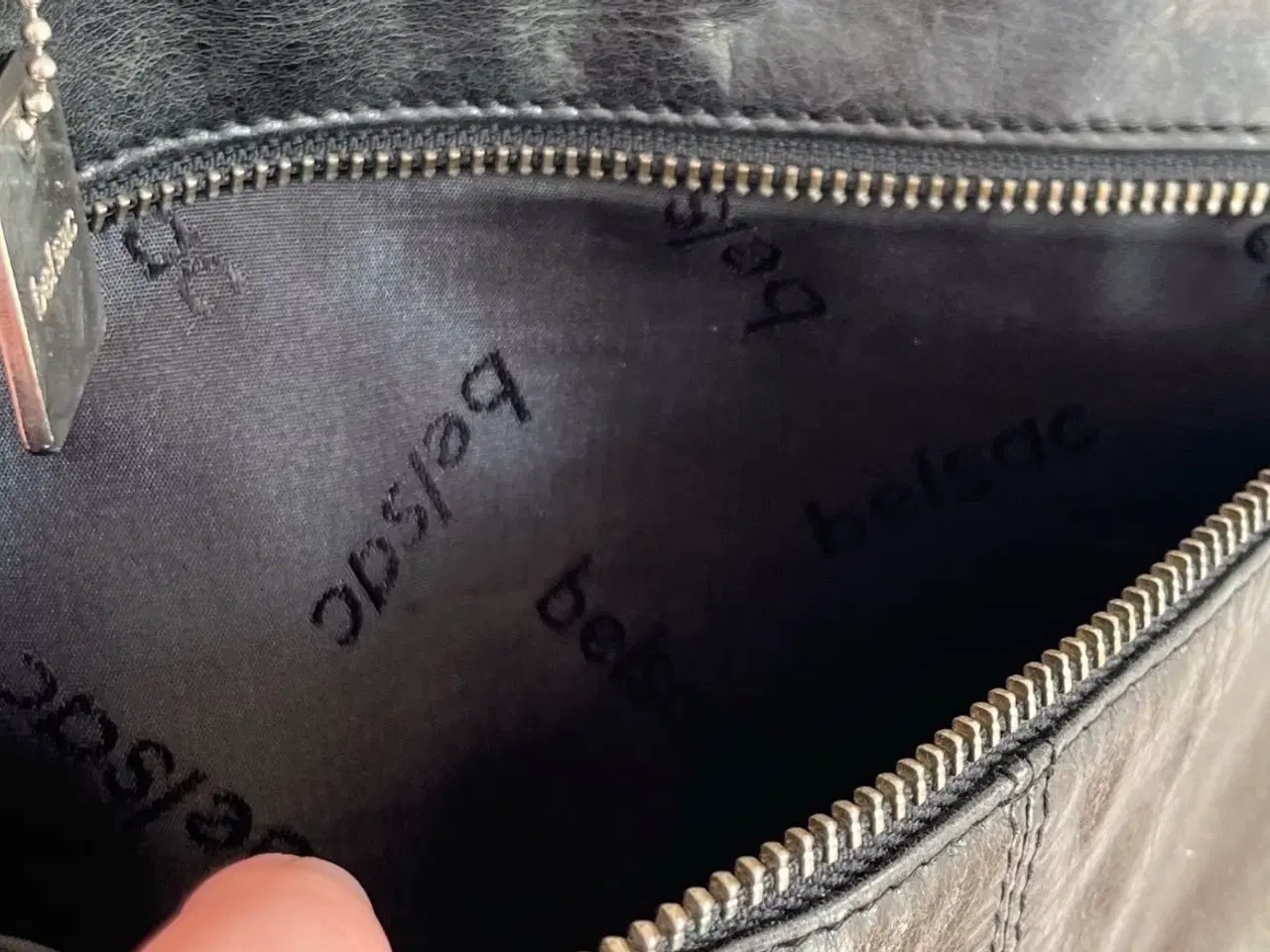 Billede 4 - Sort læder skuldertaske fra Belsac