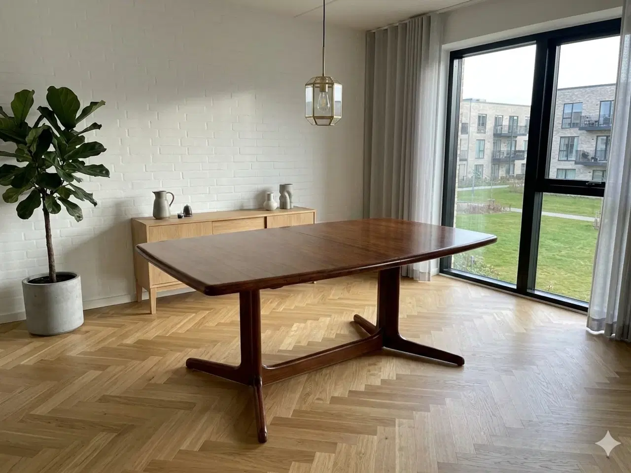 Billede 2 - Mid Century Palisander spisebord m. udtræk – 2 ind