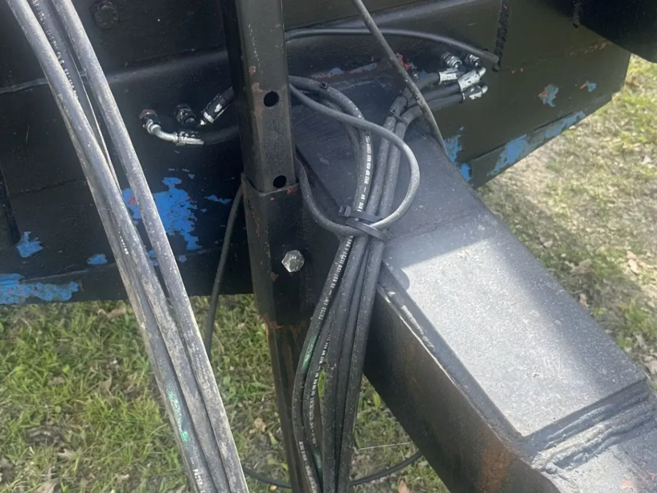 Billede 7 - Scania 12 meter halmvogn med hydraulisk ræk.