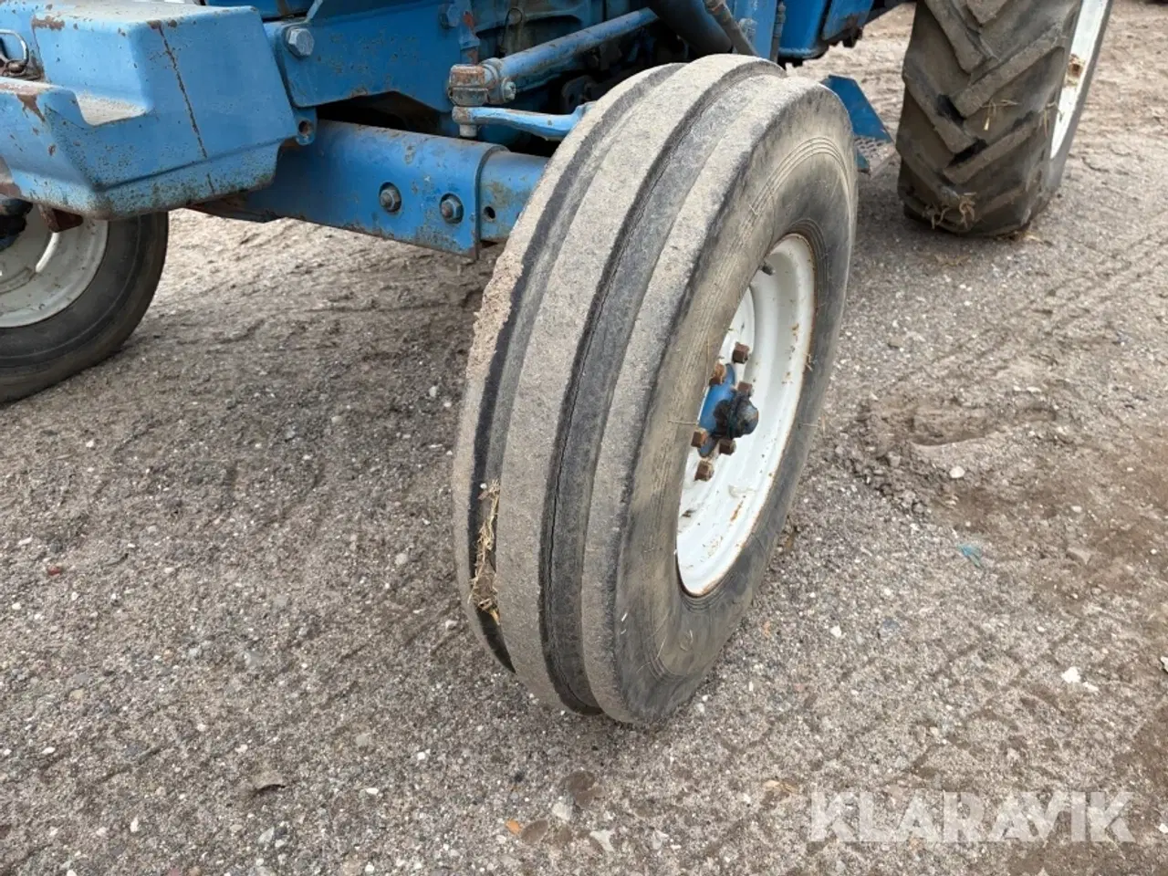 Billede 10 - Veterantraktor Ford 4000 med frontlæsser