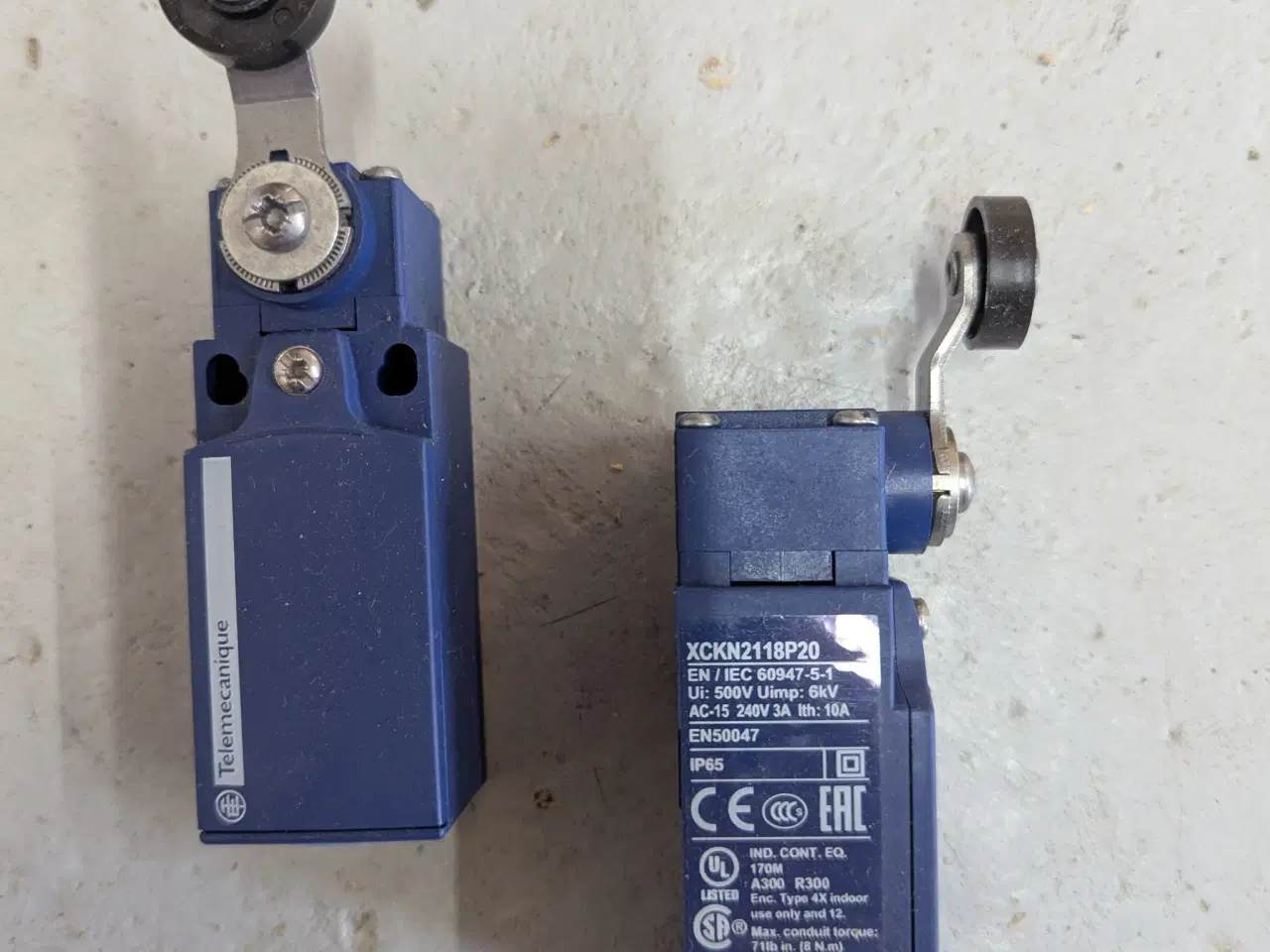 Billede 1 -  Endestop komplet, Telemecanique XCKN2118P20