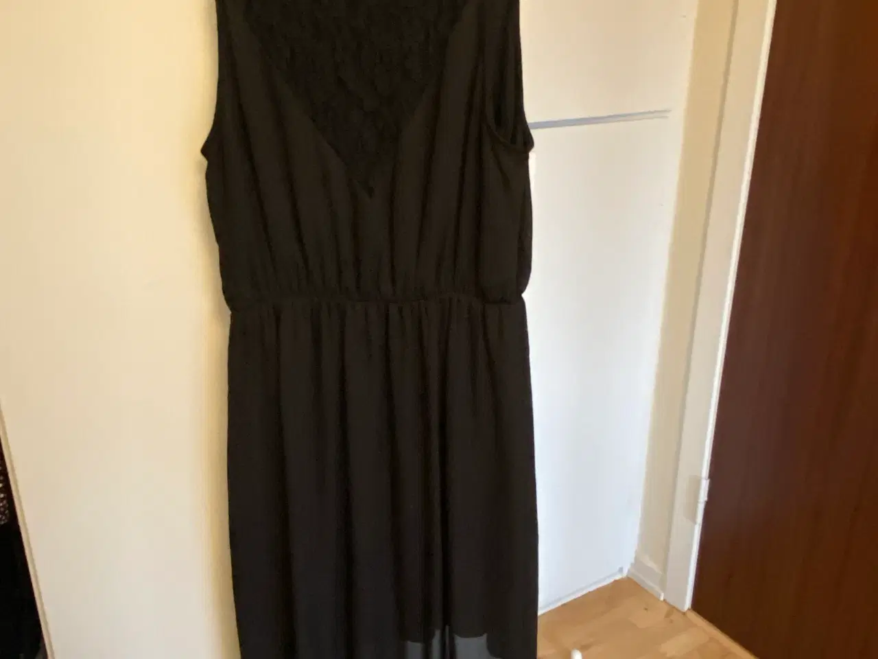 Billede 4 - Sommerkjole i sort