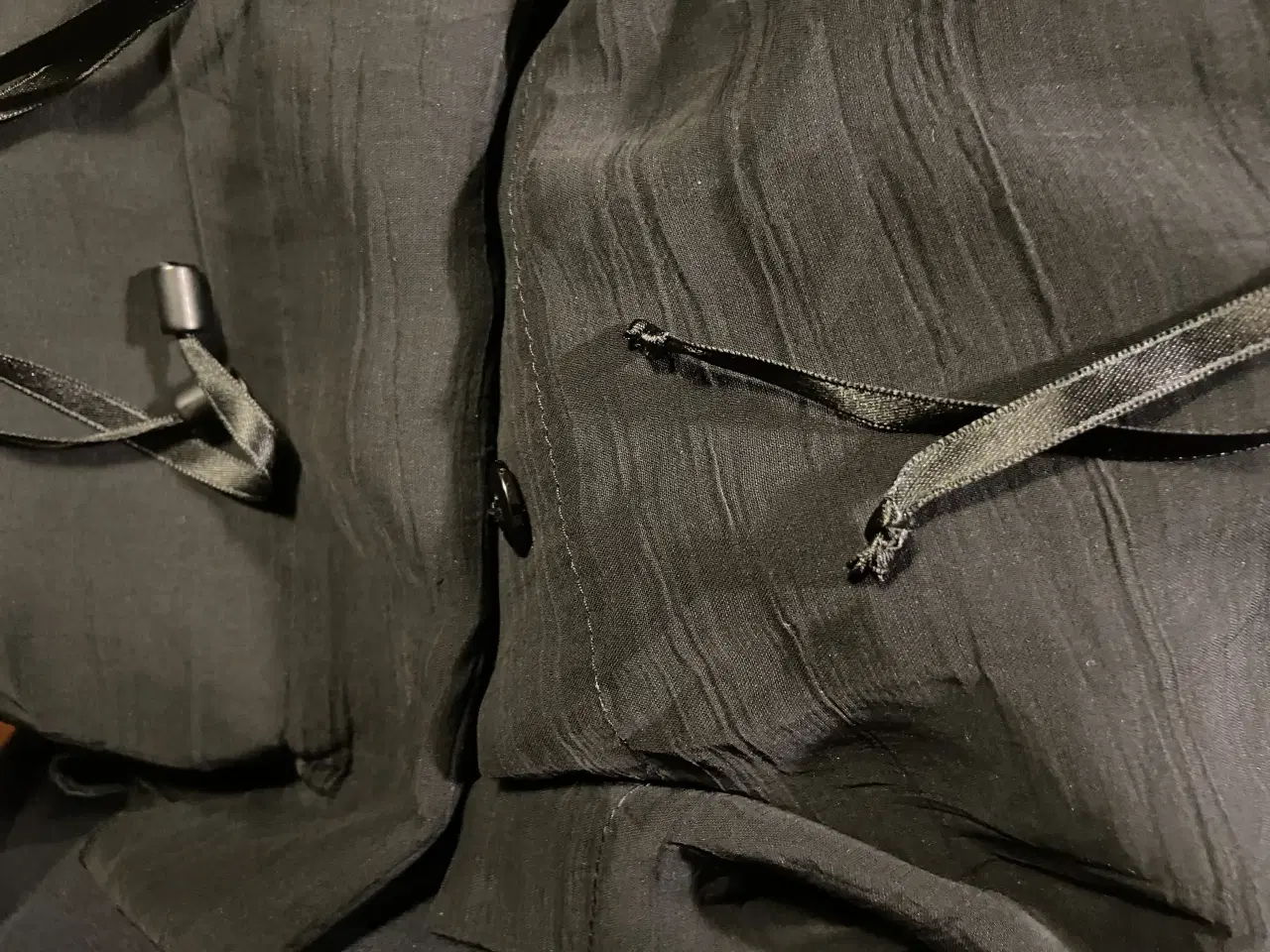 Billede 3 - Bluse i gennemsigtigt sort