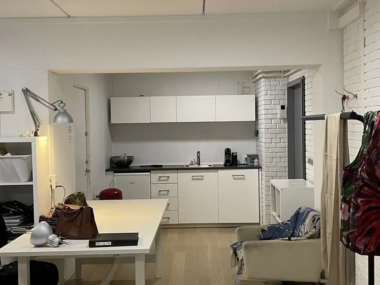 Billede 8 - Pænt kontor i Holte med køkken og toilet - og mulighed for lagerplads