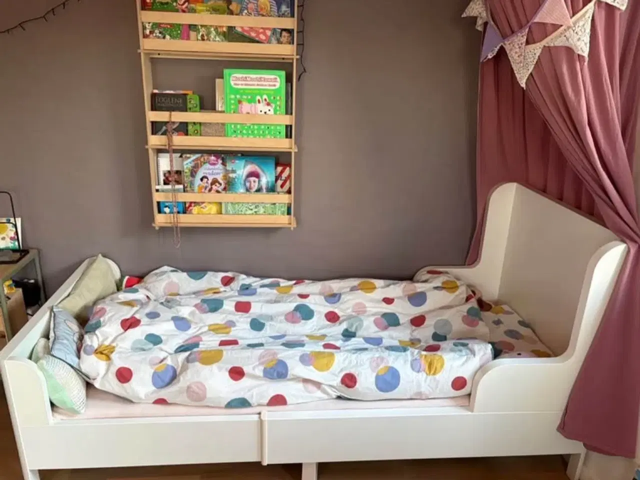 Billede 1 - Udtræksseng / juniorseng