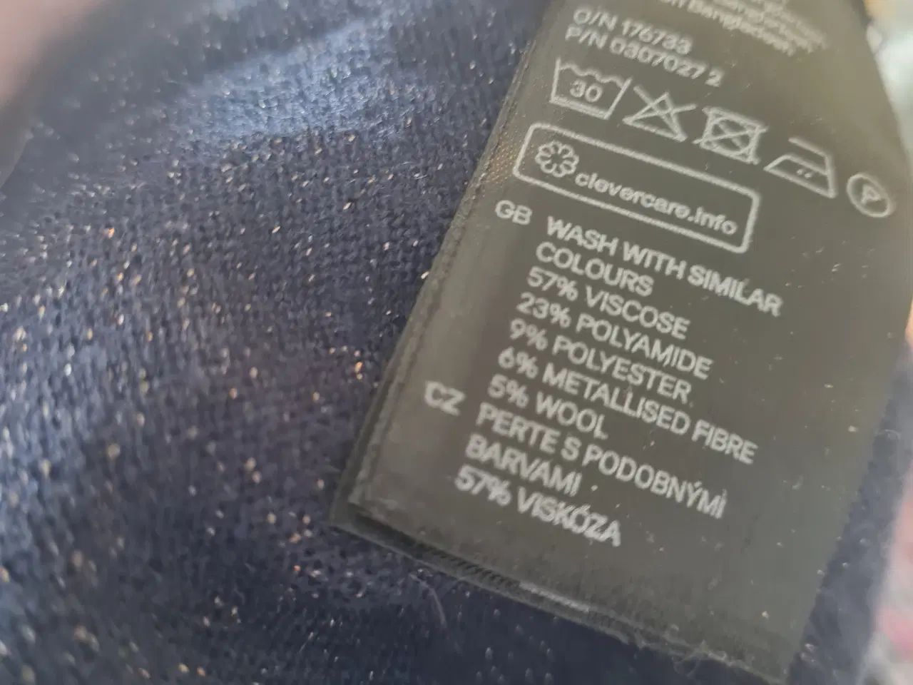 Billede 5 - Trøje str xl H&M Mama
