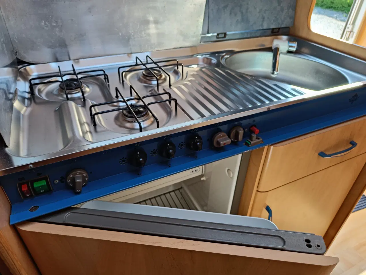 Billede 9 - Campingvogn med køjer