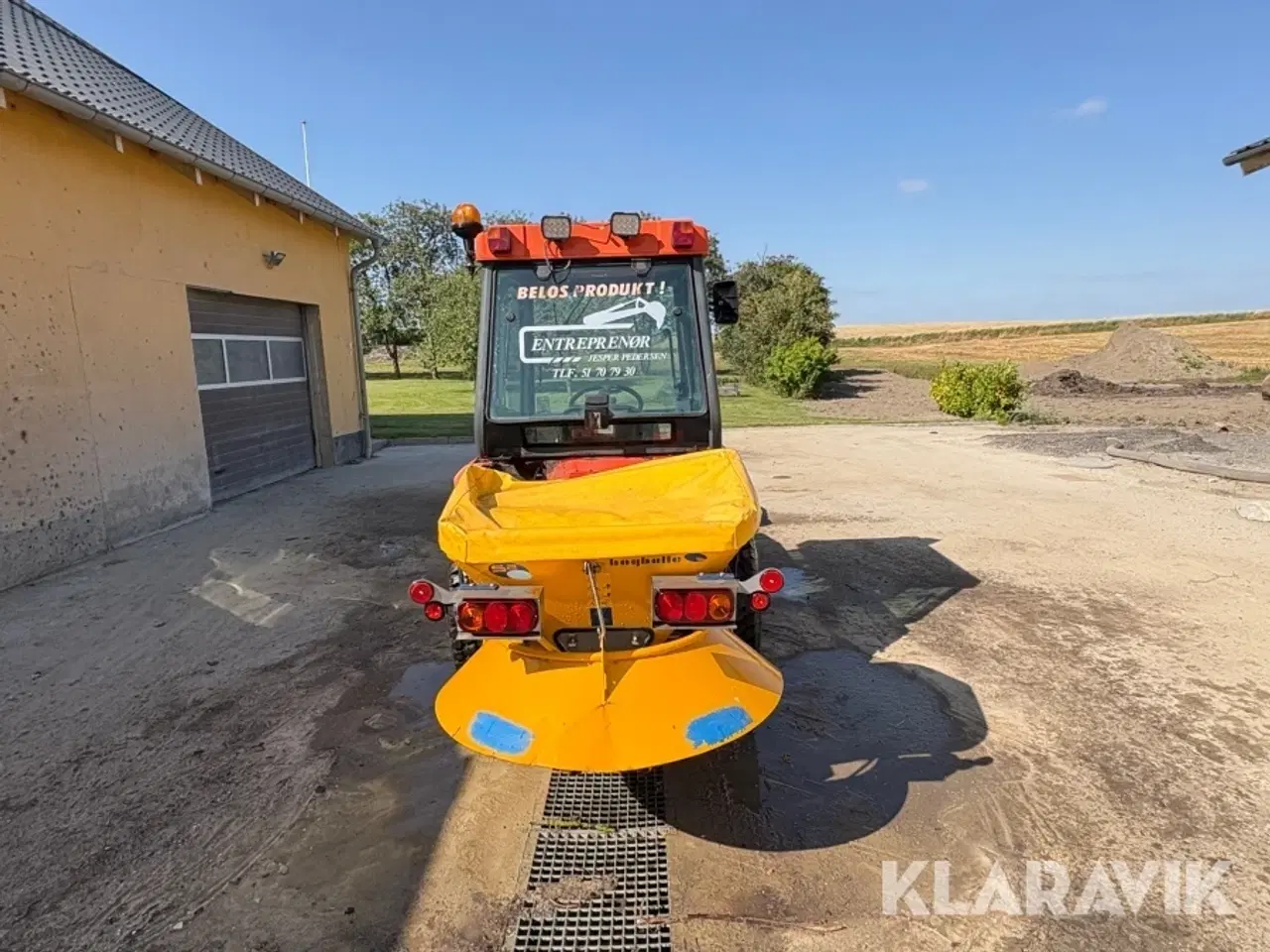 Billede 6 - Traktor Kubota STV36 med kost og spreder