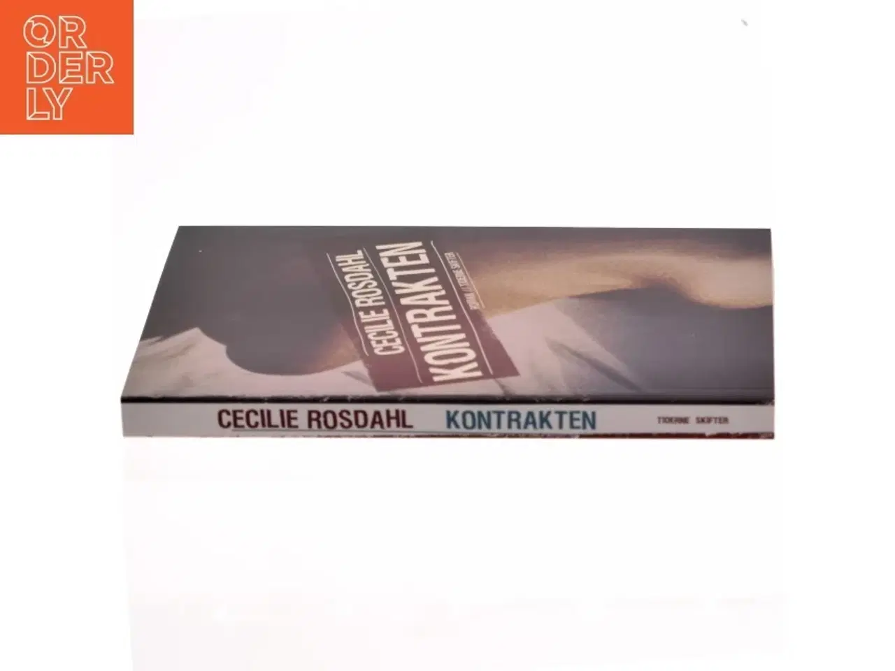 Billede 2 - Kontrakten : roman af Cecilie Rosdahl (Bog)