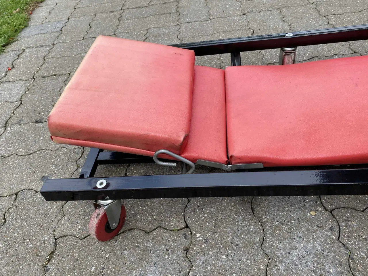Billede 1 - Liggebræt, rullevogn.