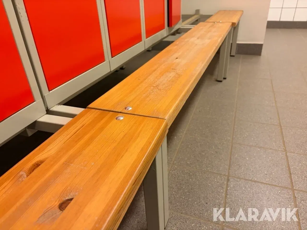 Billede 4 - Garderobe skabe Blika - 2 sektioner af 4 skabe