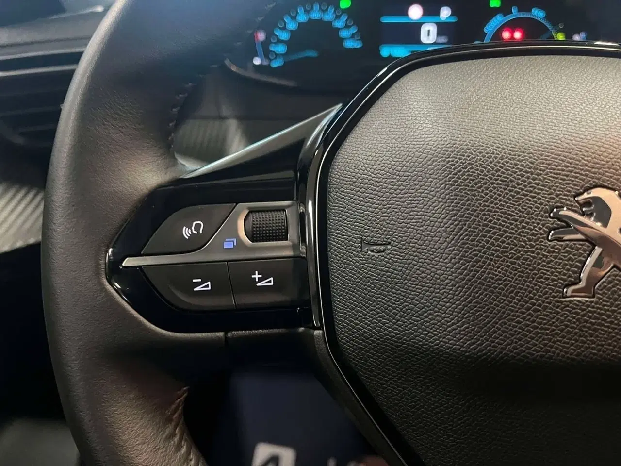 Billede 16 - Peugeot e-2008 50 Active