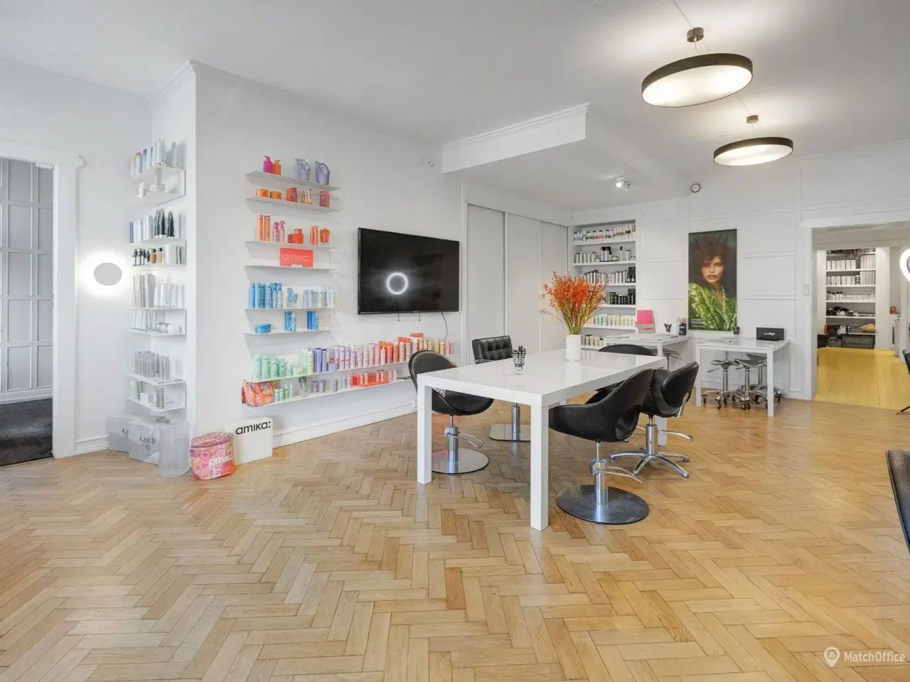 Billede 4 - EKSKLUSIVE LEJEMÅL VED FREDERIKSBERG HAVE KONTOR / KLINIK / SHOWROOM M.M.