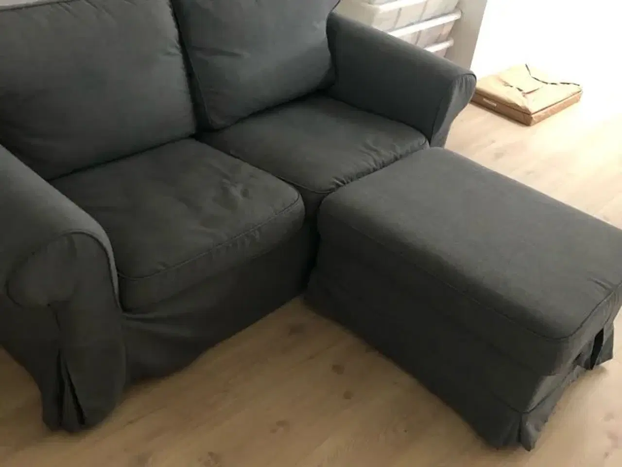 Billede 4 - Ikea sofa med flytbar chaiselong