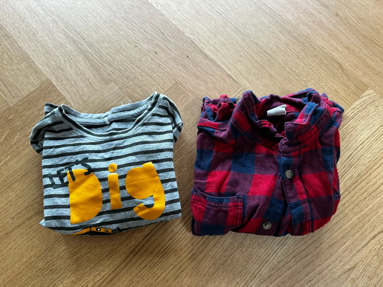 Billede 2 - Drengetøj str. 92 (2 dele)