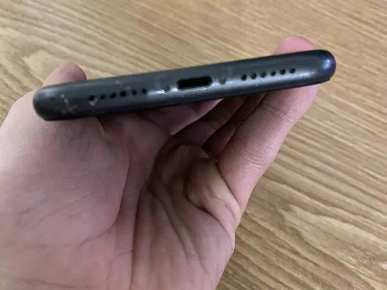 Billede 4 - iPhone 11 – 64GB – Nyt batteri & skærm – God stand