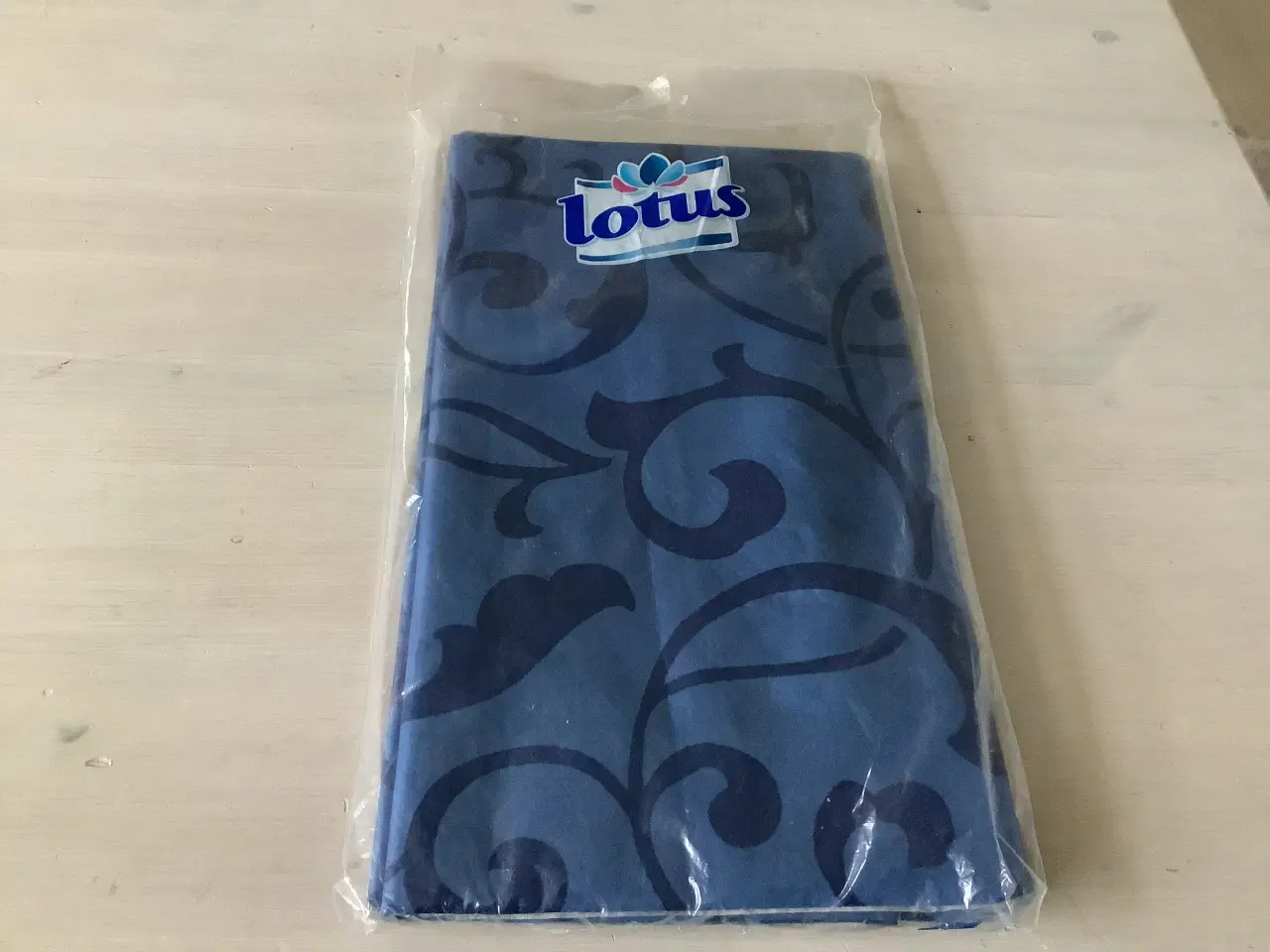 Billede 1 - Lotus papir dug