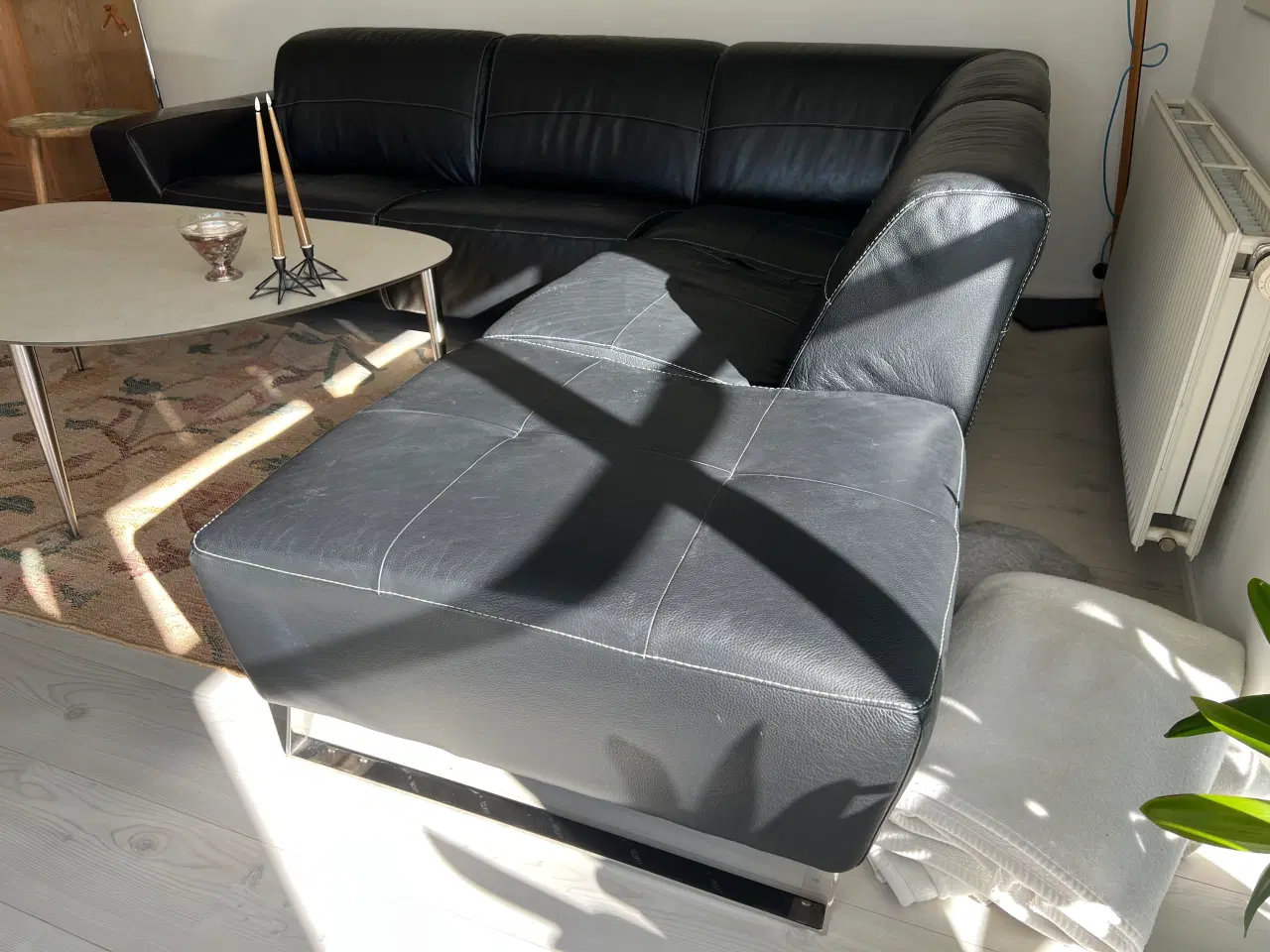 Billede 4 - Sort hjørne Lædersofa 
