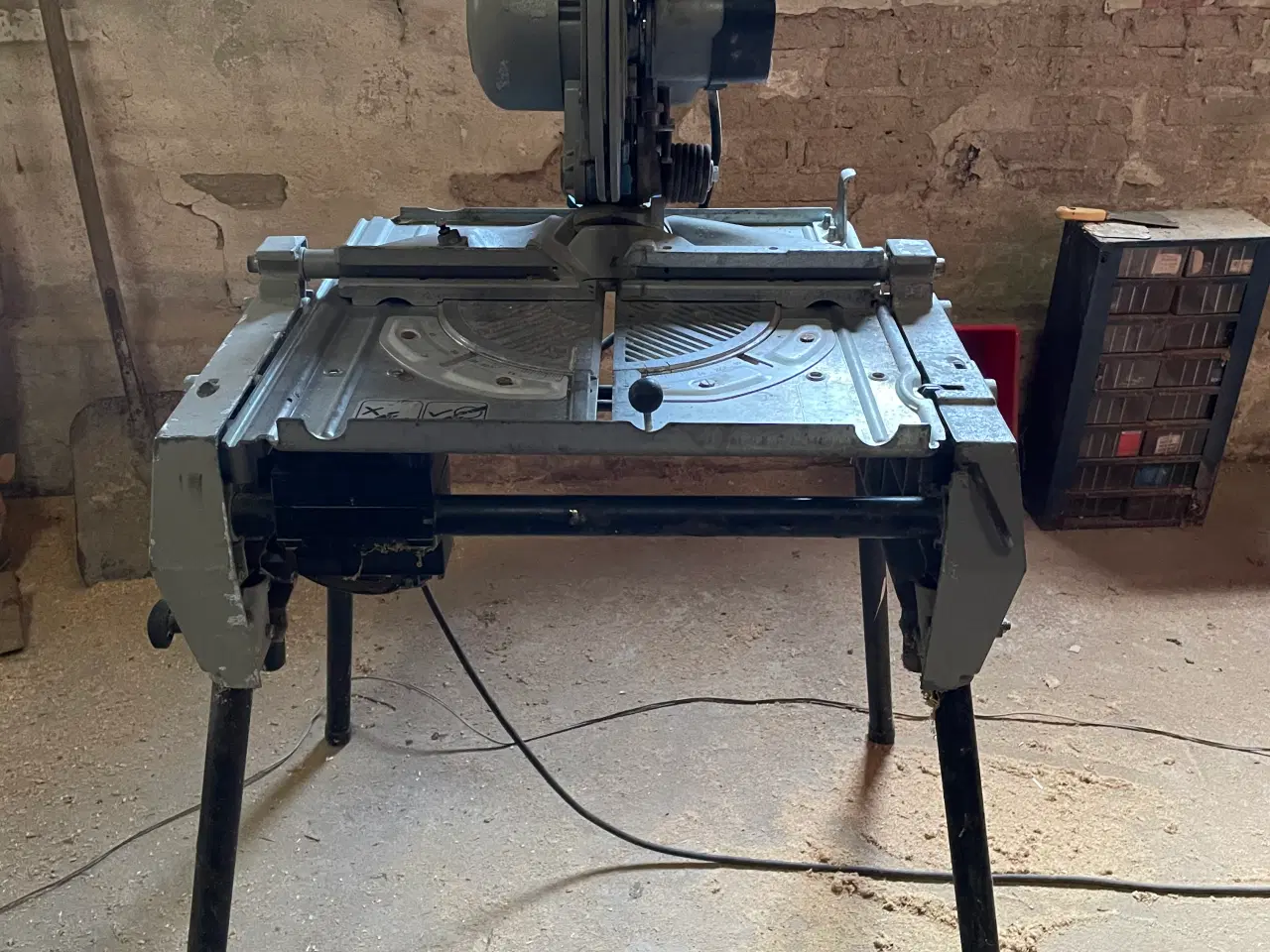 Billede 1 - Elu sav Tgs174