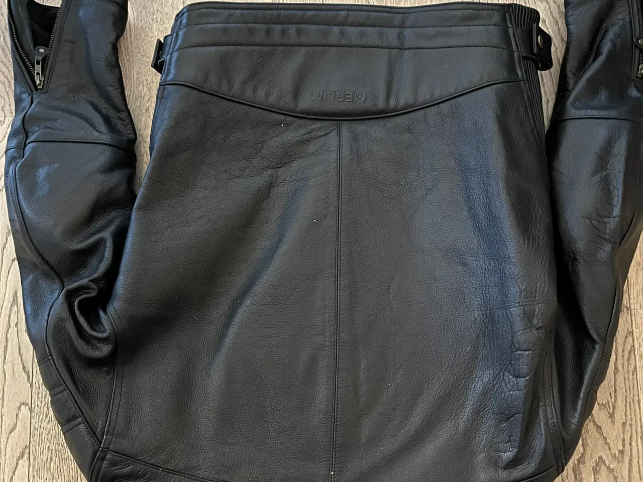 Billede 3 - Merlin Lichfield sort læder jakke 