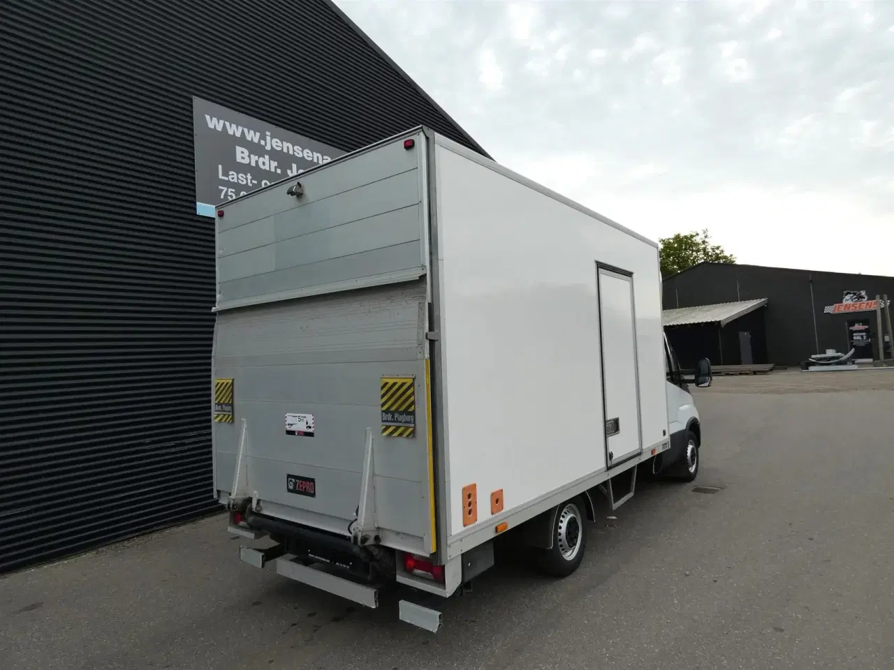 Billede 5 - Iveco Daily 35S14 4100mm 2,3 D 136HK Ladv./Chas. 8g Aut.
