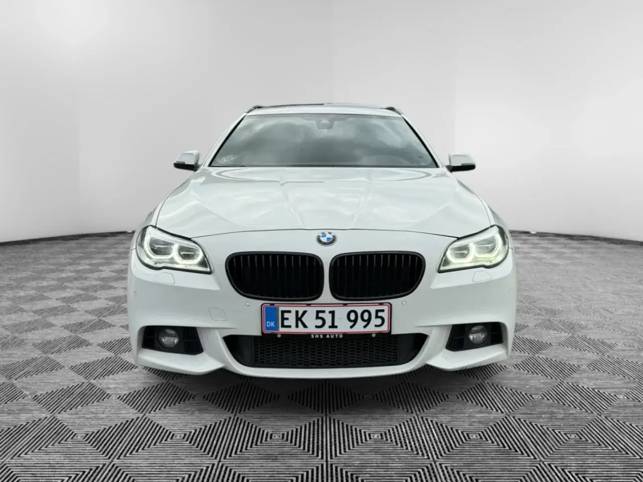 Billede 2 - BMW 530d 3,0 Touring M-Sport xDrive aut.