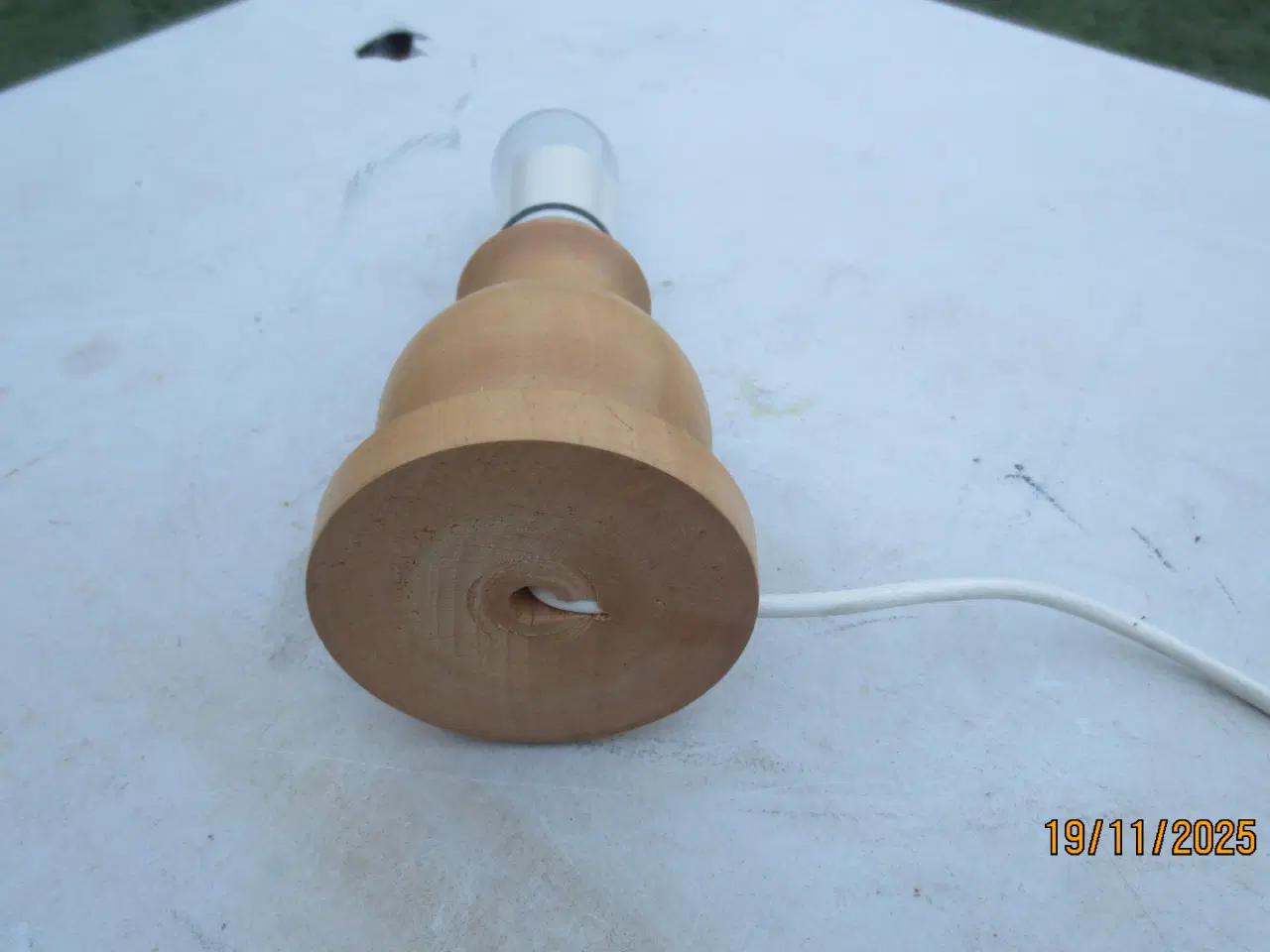 Billede 9 - 2 stk Bordlamper i Bøgetræ 