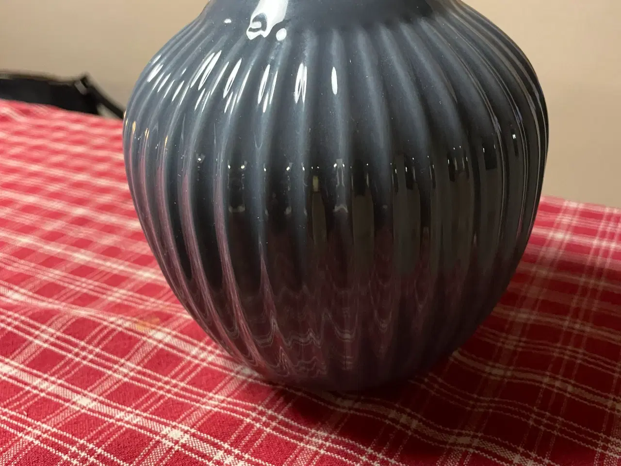 Billede 2 - Vase Kahler Hammershøi. Ubrugt 