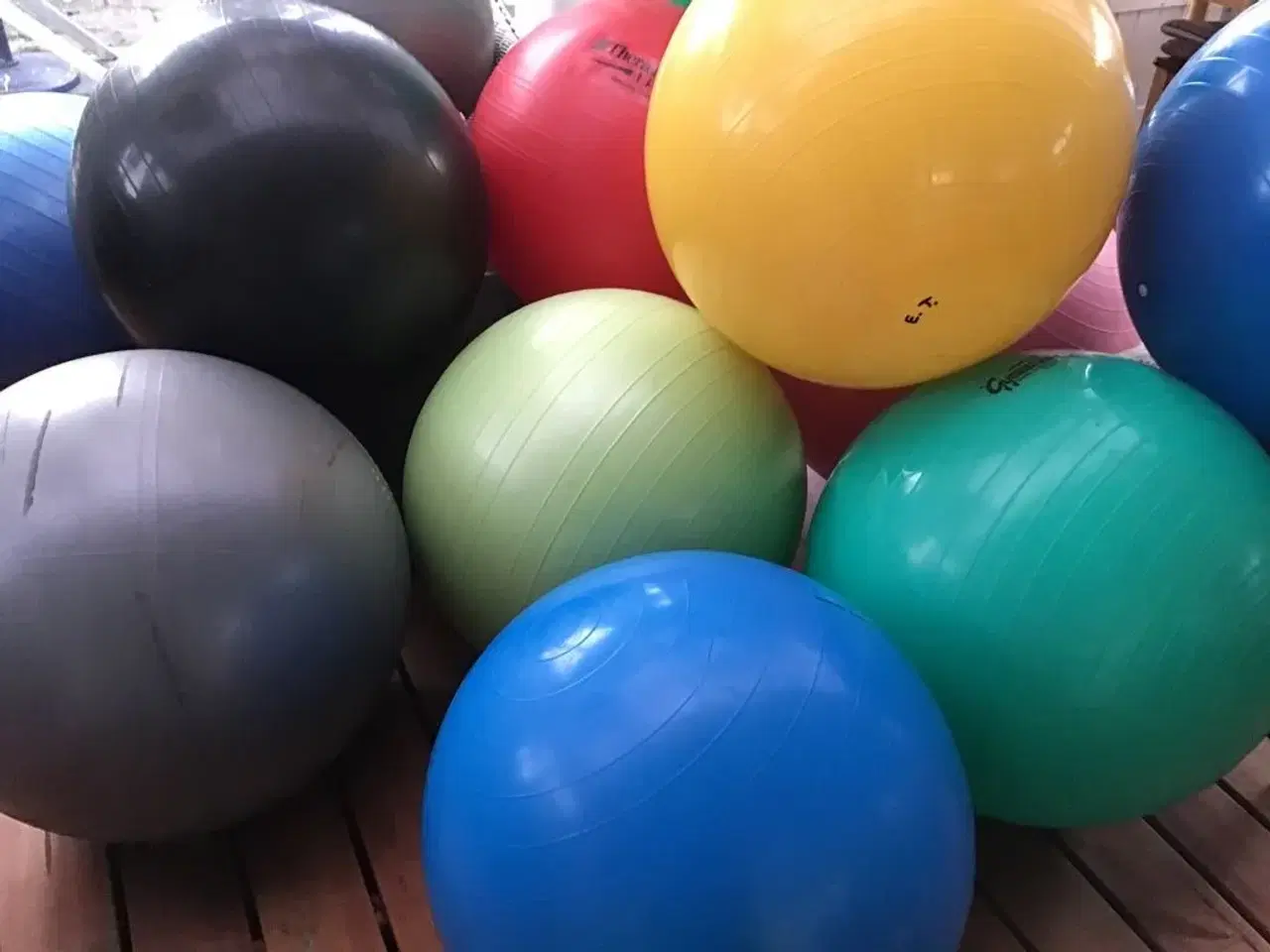 Billede 2 - Store bolde  brugte gode 50_60 cm