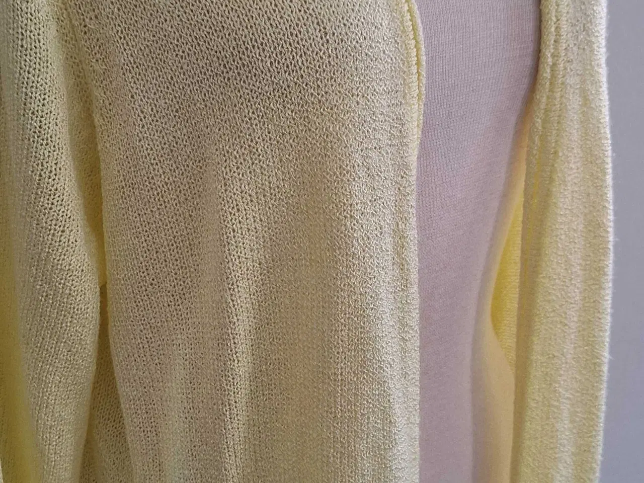 Billede 2 - Flot gul cardigan 