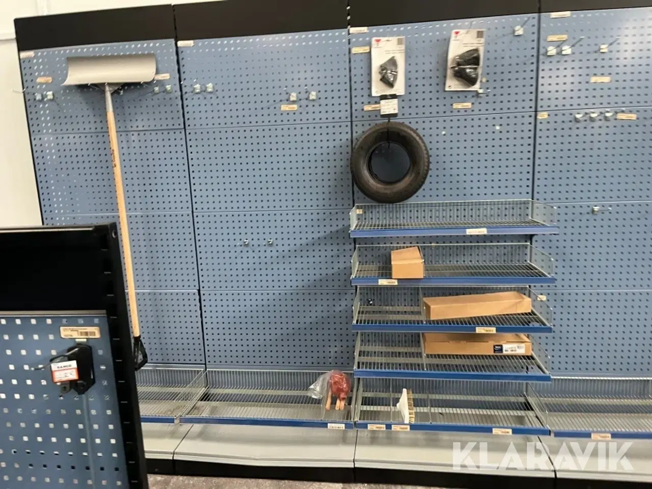 Billede 9 - Værksteds/butik inventar