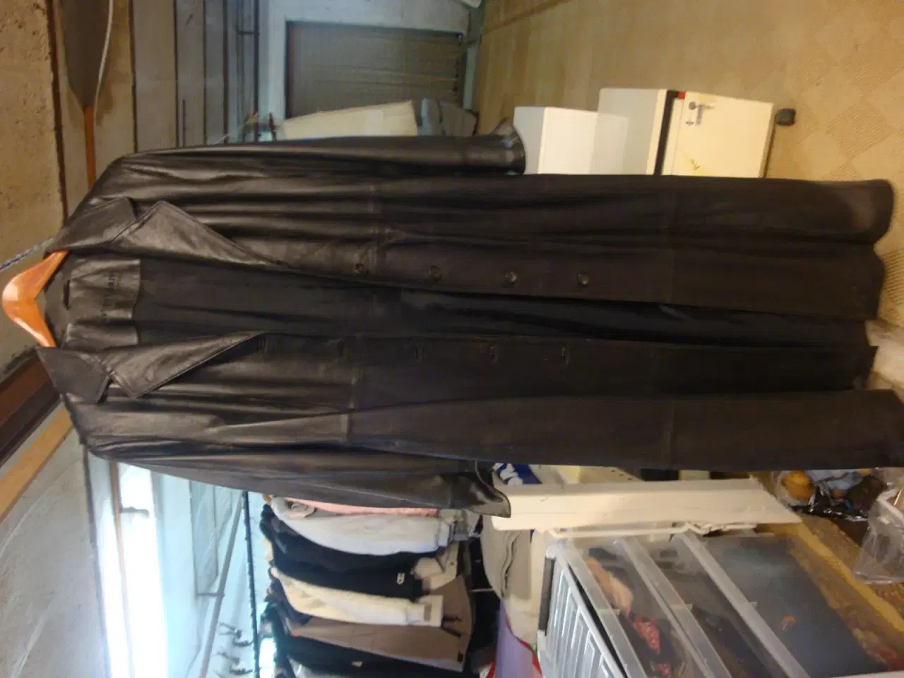 Billede 2 - Skind frakke som ny
