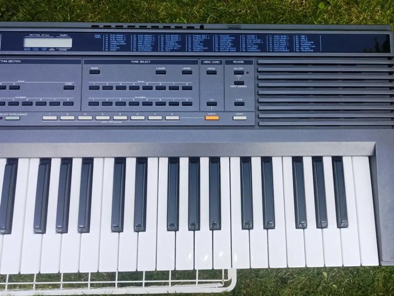 Billede 3 - Sælger ROLAND Synthesizer E-20