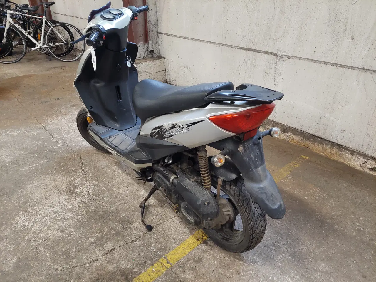 Billede 3 - Giantco Stealth, lille knallert årg 2008