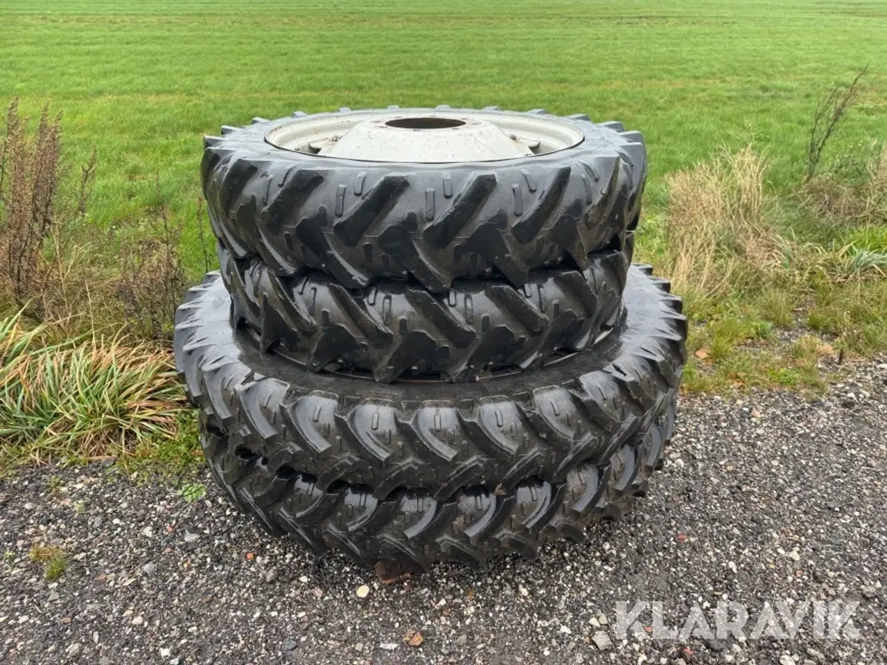 Billede 1 - Landbrugsdæk Kleber Radial 4 styks - 2 små og 2 store