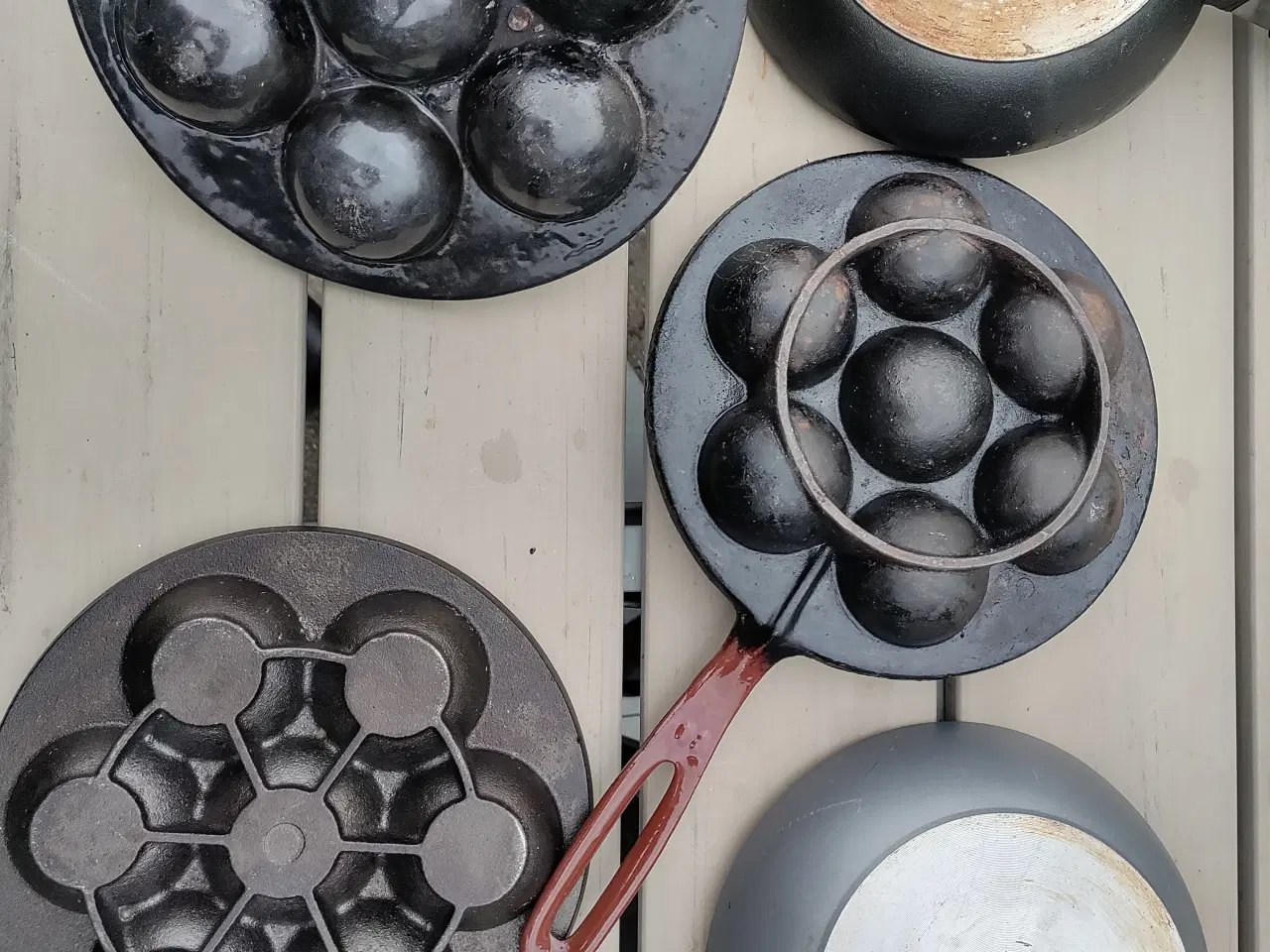 Billede 2 - Æbleskivepander, støbejern og aluminium